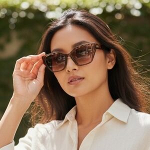 Oscar de la Renta Sunglasses